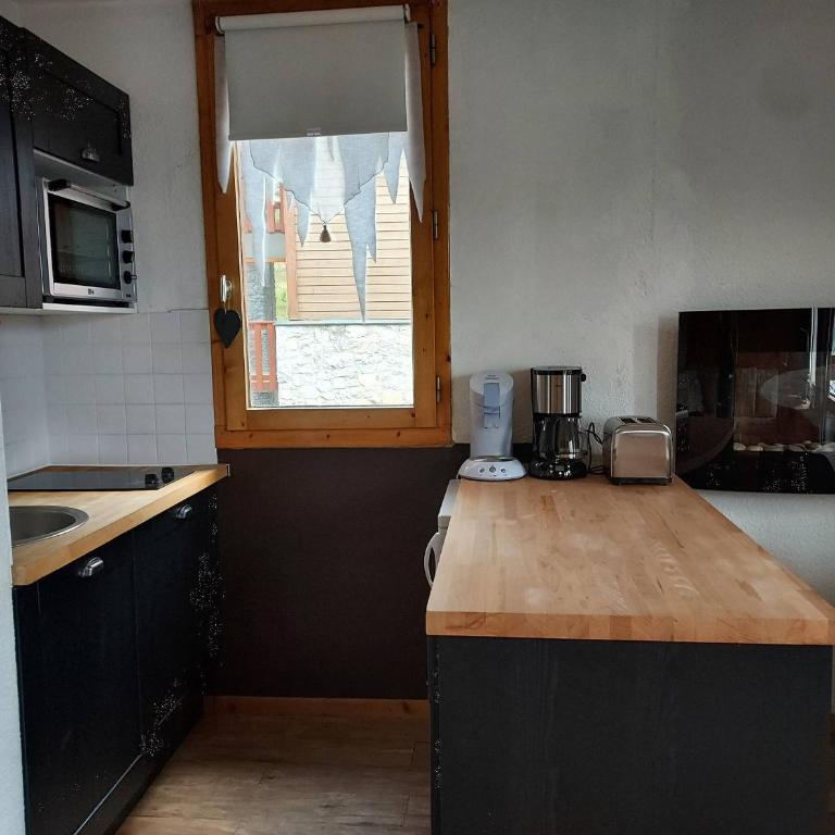 Charmant 2P, 5 Pers, Centre La Plagne, Parking, Casier à Skis - Apartamento de 1 dormitorio - 7