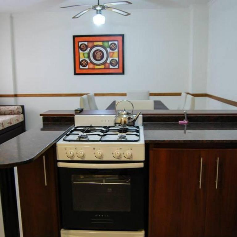 Departamento, Terraza con PISCINA, SUM y PARRILLAS a 2 cuadras de PEATONAL - Apartamento de 2 dormitorios con terraza - 5