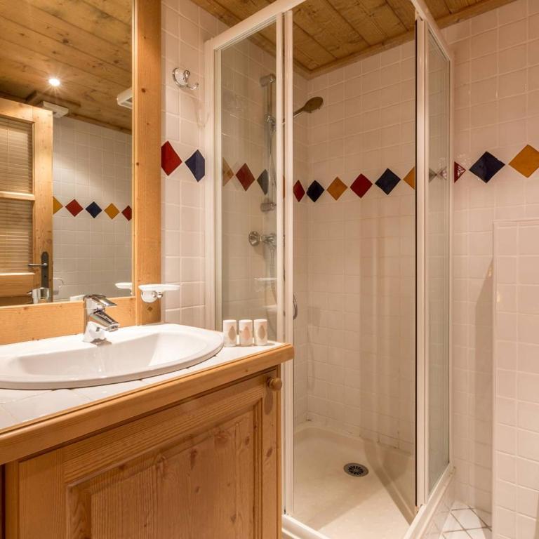Appartement de standing 8 pers avec piscine, spa, parking inclus - Appartement 3 Chambres - 7
