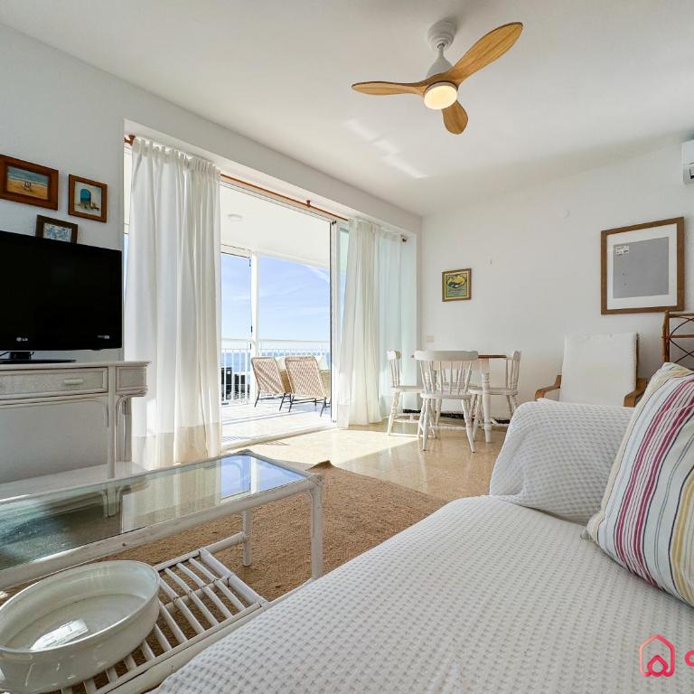 El Rubí - Two-Bedroom Apartment with Terrace and Sea View - 32