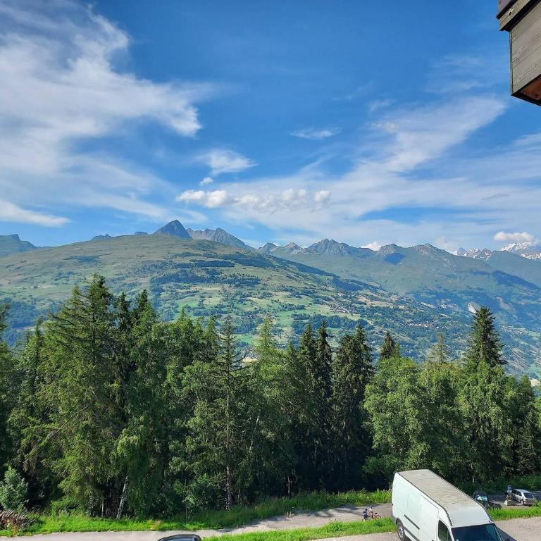 Studio divisible pour 4 personnes, centre station, animaux admis - Studio - 10