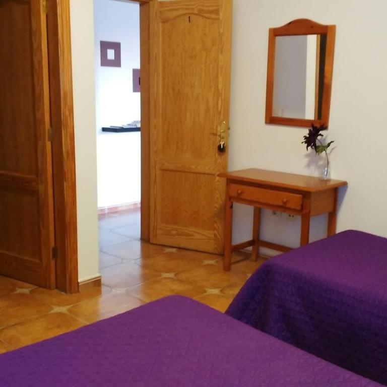 Pensión Amparo Las Hayas - Habitación Doble - 2 camas - 8