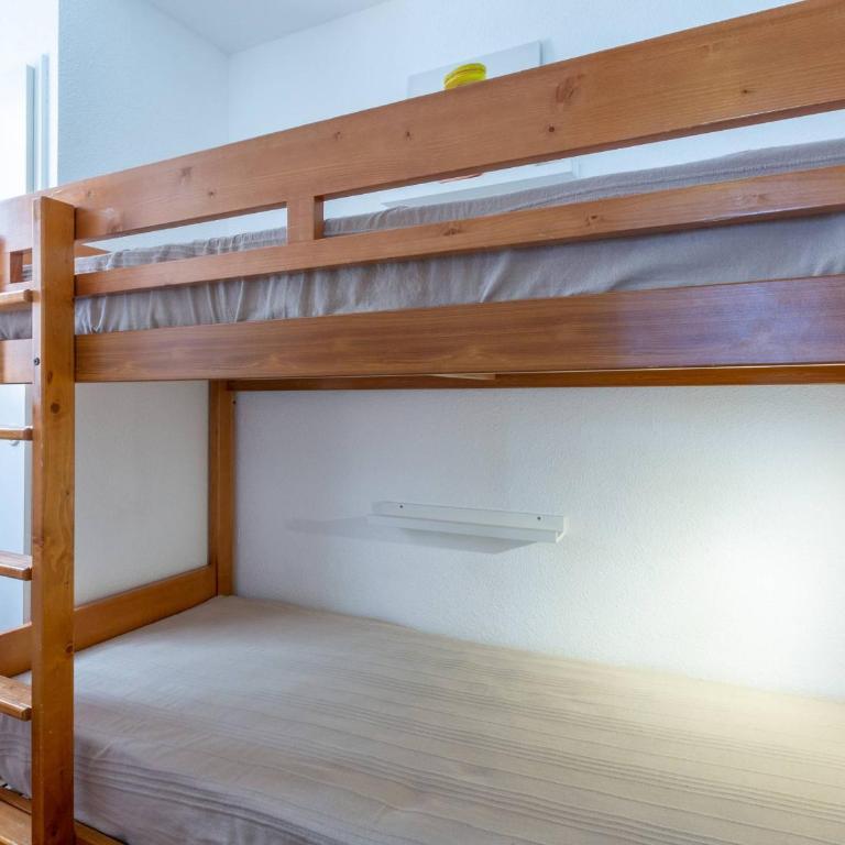 Charmant T3 avec terrasse, près des pistes, pour 6 personnes à La Plagne - Two-Bedroom Apartment - 5