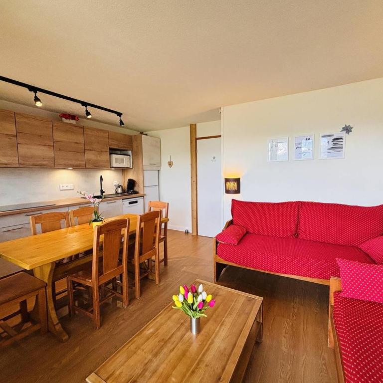 Charmant T3 avec terrasse, près des pistes, pour 6 personnes à La Plagne - Two-Bedroom Apartment - 1