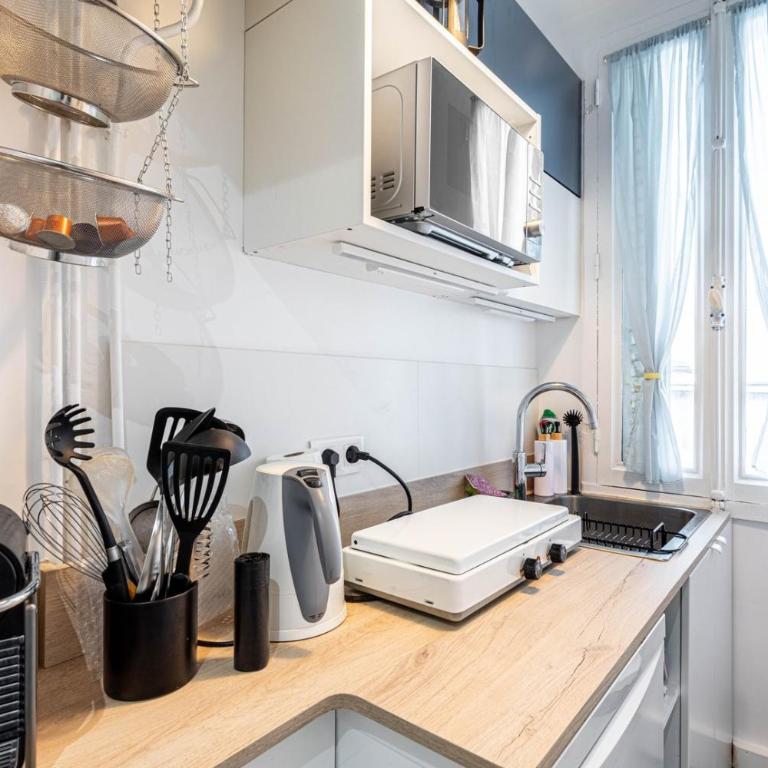 GuestReady - Espace Chic et Pratique pour 2 - Appartement - 7