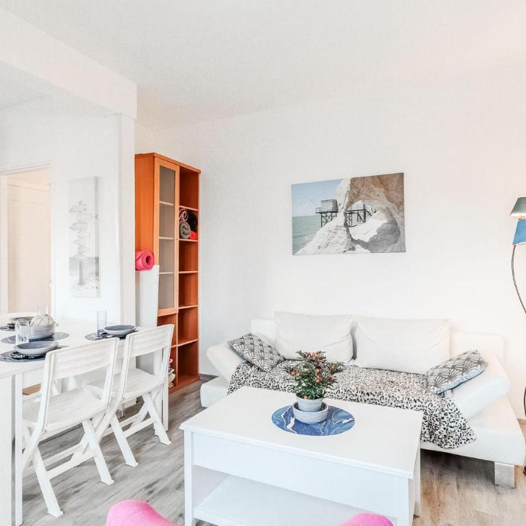 Beautiful Home In Royan With Wifi - Maison de Vacances 2 Chambres - 7