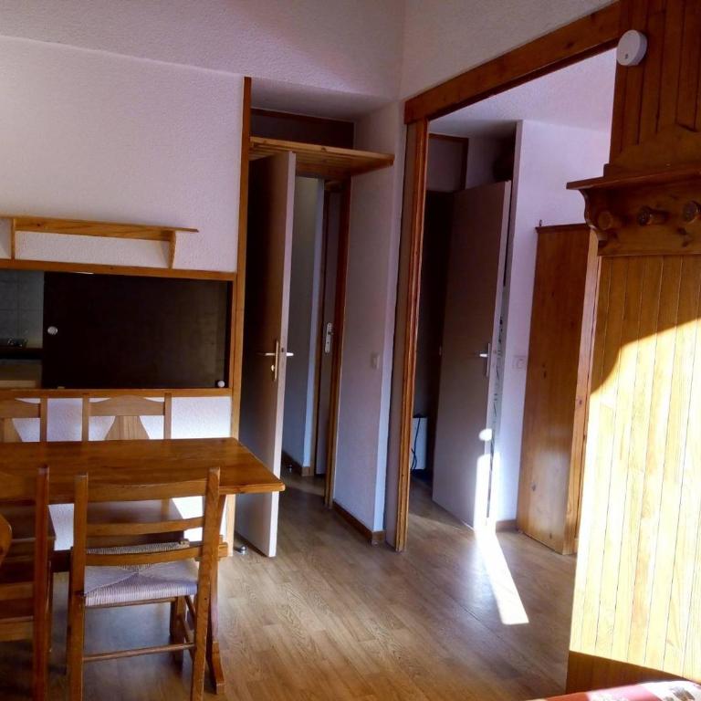 Charmant Appartement Méribel Mottaret, 5 Pers, Accès Piste, Proche Commerces - FR-1-355-178 - Studio - 4