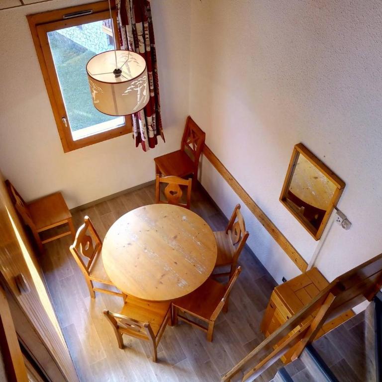 Méribel: Appartement 3 pièces avec mezzanine, balcon, accès direct aux pistes - FR-1-355-186 - Apartment (6 Erwachsene) - 4