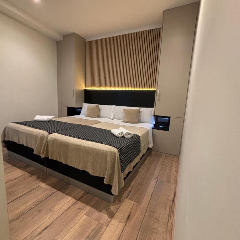 DAOS Suites & Terrace Marbella - Habitación Doble Deluxe - 2 camas - 6