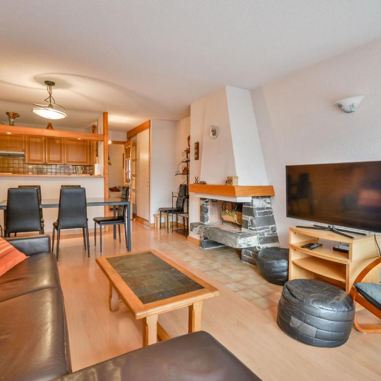 Bel appartement 2 chambres près des pistes, centre station, parking, WIFI, balcon exposé sud - FR-1-684-11 - Appartement - 4