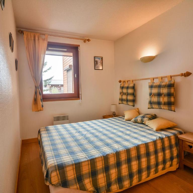 Bel appartement 2 chambres près des pistes, centre station, parking, WIFI, balcon exposé sud - FR-1-684-11 - Appartement - 6