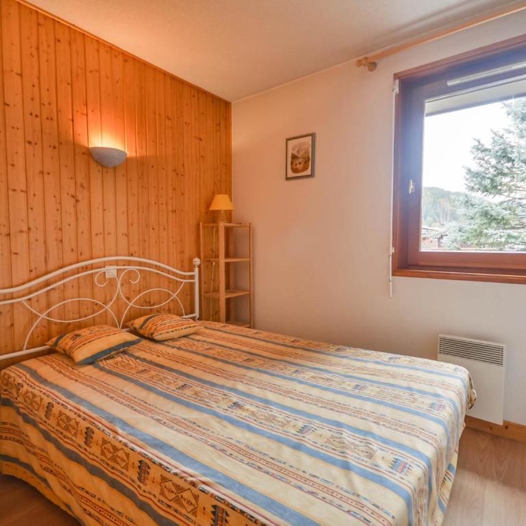 Bel appartement 2 chambres près des pistes, centre station, parking, WIFI, balcon exposé sud - FR-1-684-11 - Appartement - 8