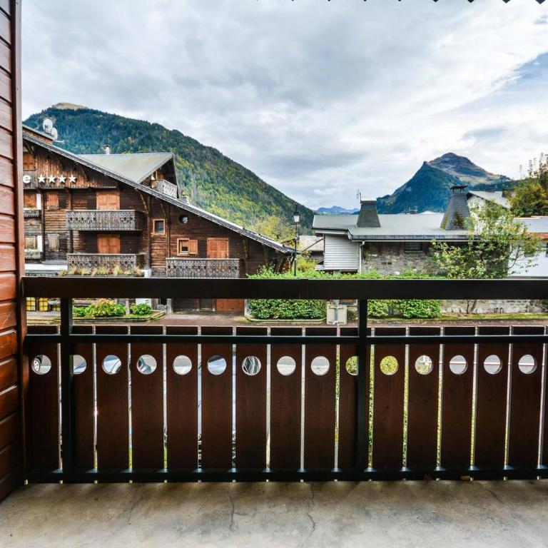 Bel appartement 2 chambres près des pistes, centre station, parking, WIFI, balcon exposé sud - FR-1-684-11 - Appartement - 9