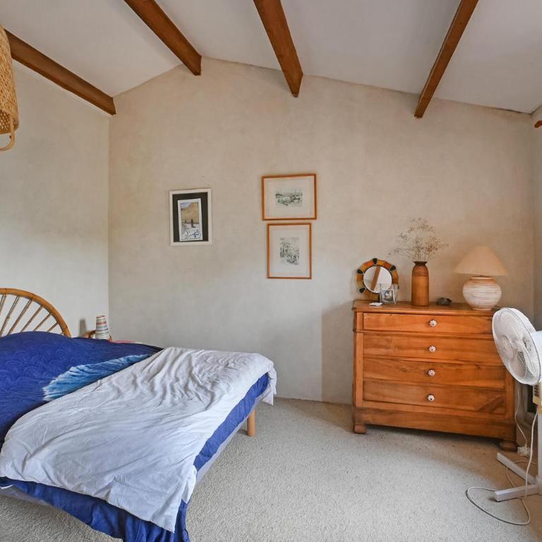 Amazing Home In Arles - Maison de Vacances 5 Chambres - 11