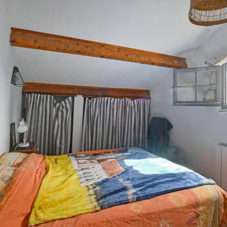 Amazing Home In Arles - Maison de Vacances 5 Chambres - 12