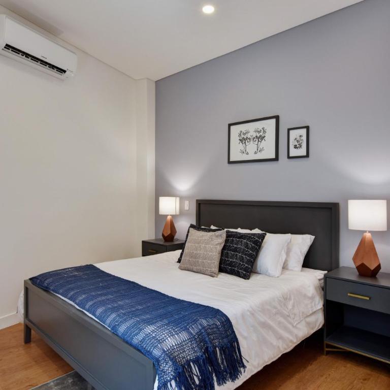 Granada Executive Suites - Two-Bedroom Apartment - 2