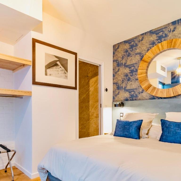 FRATERNiTY-HOTEL - Chambre Double - 6
