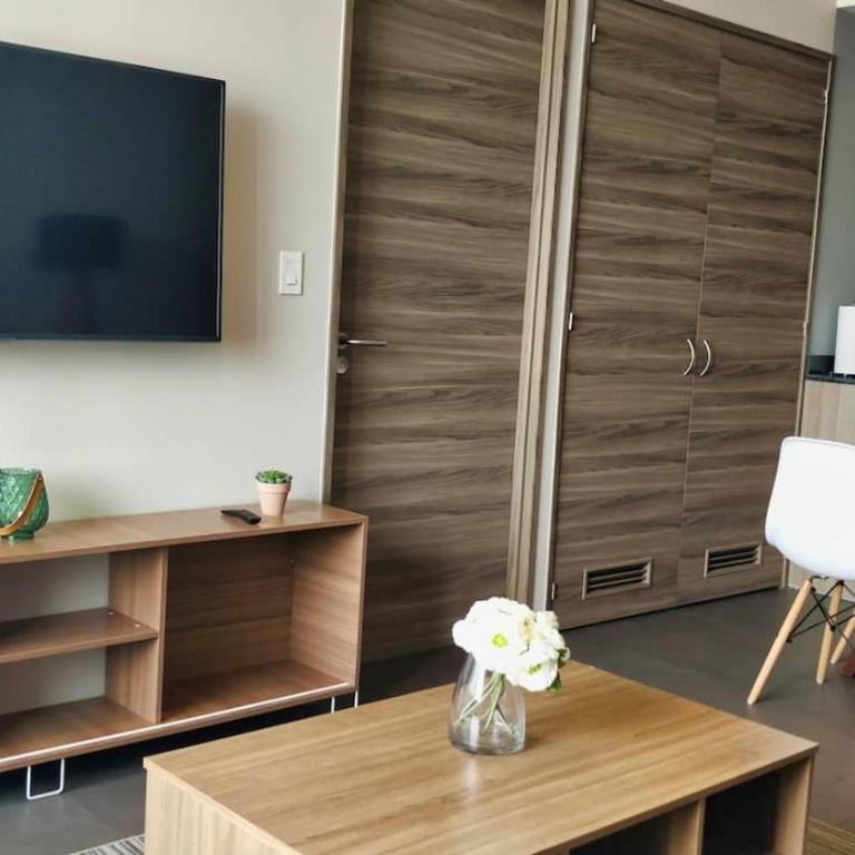 FIFA World Cup Luxurious Apt, HS WiFi, city views - One-Bedroom Apartment - 16