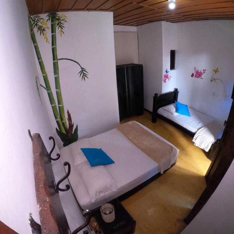 CASA HOTEL MÁLAGA - Habitación Triple - 4