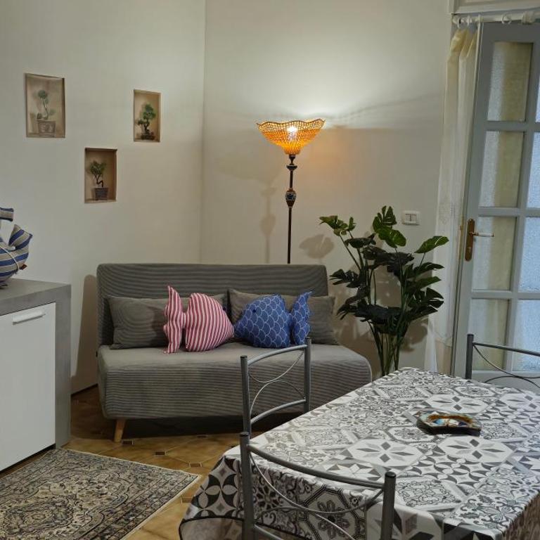 Via Roma 55 - Appartamento con 2 Camere da Letto - 37