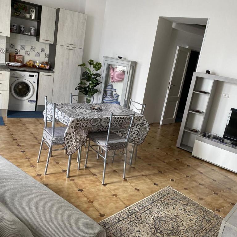 Via Roma 55 - Appartamento con 2 Camere da Letto - 10