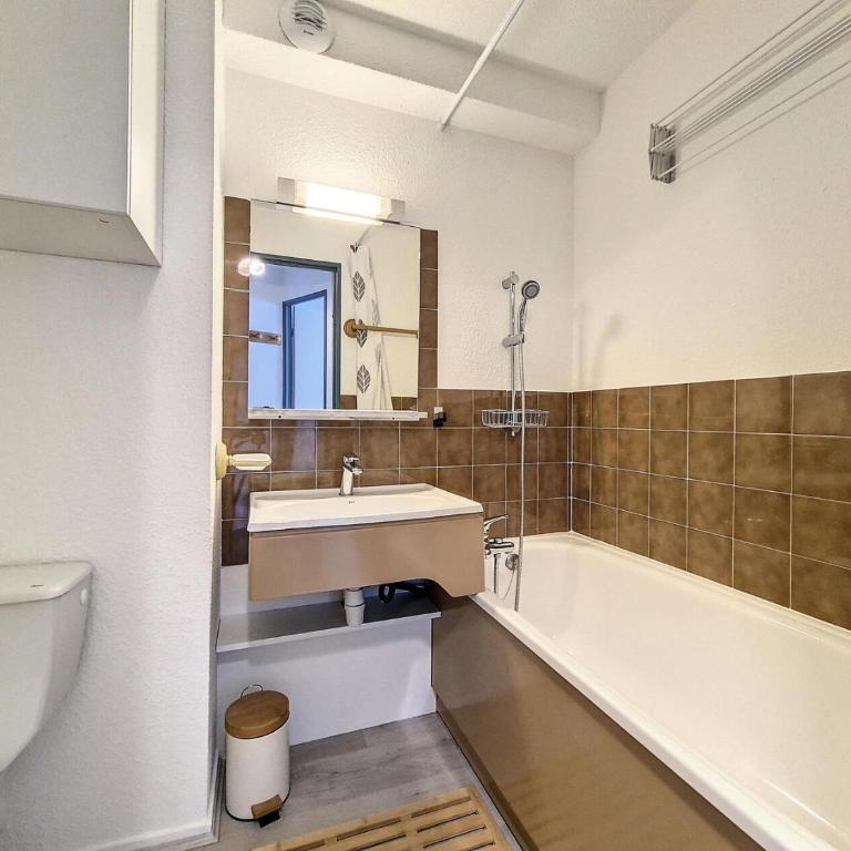 Résidence Median - Appartement deux pièces · Proche des pistes · Balcon ouest MAE-1201 - Apartment - 13
