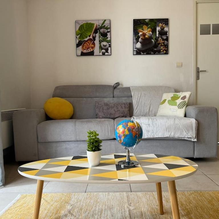 T2 Calme et Paisible Parking Piscine - Apartment mit 1 Schlafzimmer - 13