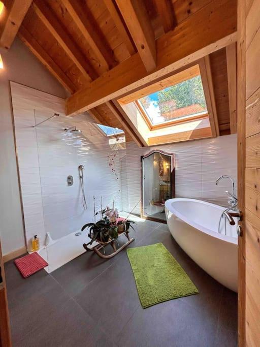 Le Chalet du Lys avec jacuzzi - Villa Supérieure - 71