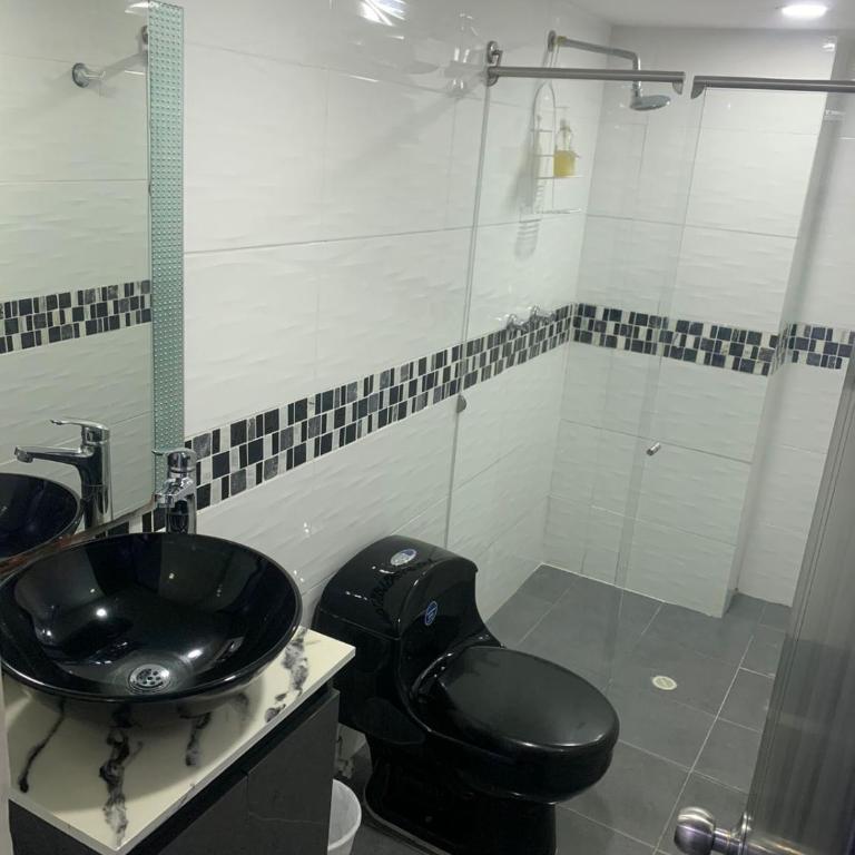 hermoso y nuevo apartamento en laureles - Apartamento con balcón - 16