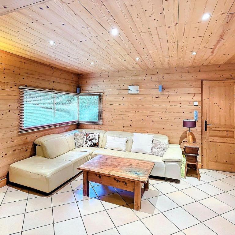 Chalet 4* chaleureux près des pistes avec parking et wifi pour 14 pers - Chalet 3 Chambres - 3