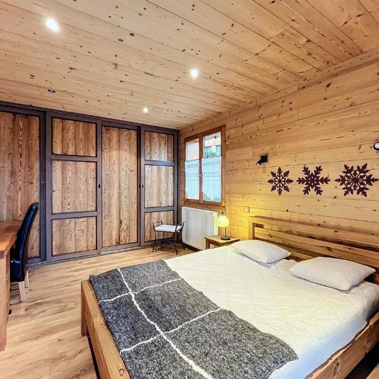 Chalet 4* chaleureux près des pistes avec parking et wifi pour 14 pers - Chalet 3 Chambres - 6