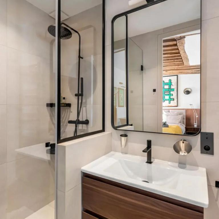 Appartement luxueux / historique proche bon marché - Appartement - 24
