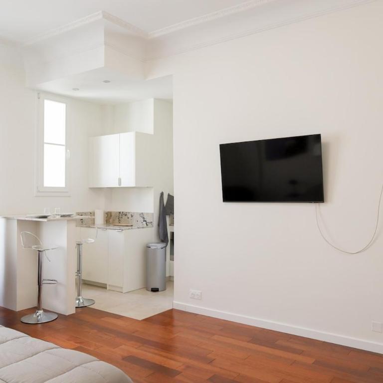 Nouveau studio au cœur de l'Opéra - Paris 1er - Appartement - 1