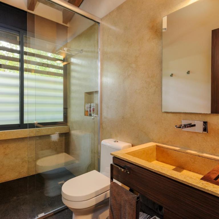 Casa Galo-Modern Retreat Overlooking Golf Course - Villa - 33