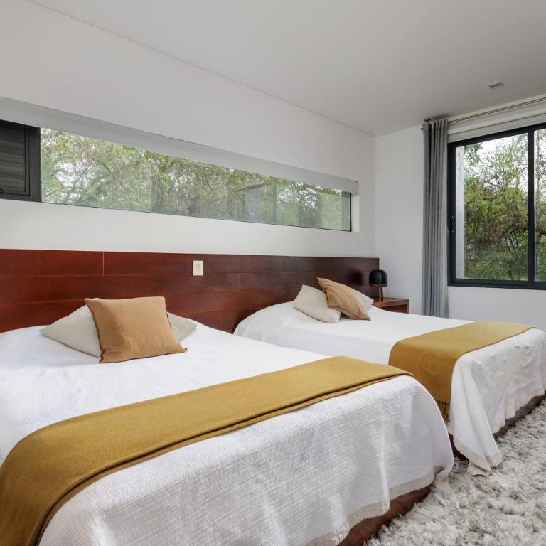 Casa Galo-Modern Retreat Overlooking Golf Course - Villa - 23