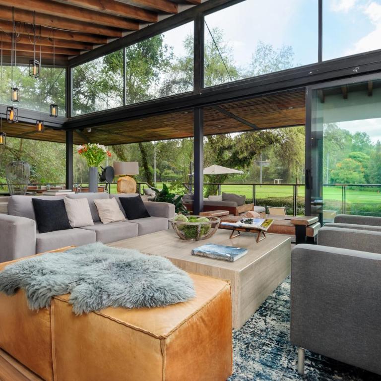 Casa Galo-Modern Retreat Overlooking Golf Course - Villa - 2