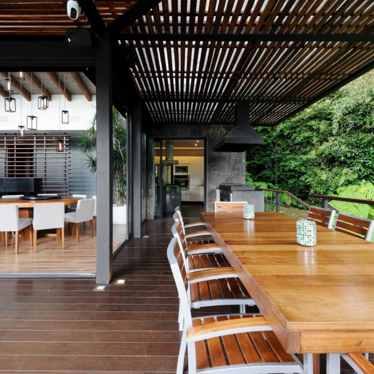 Casa Galo-Modern Retreat Overlooking Golf Course - Villa - 8