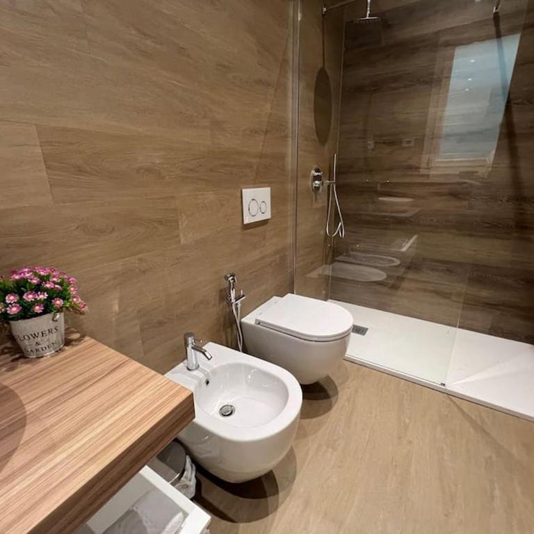 Castello Estense Luxury Apartment - Centro - Appartamento con 2 Camere da Letto - 10