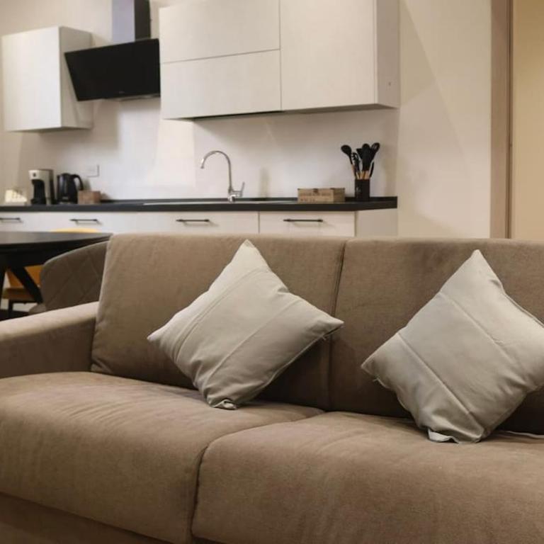 Castello Estense Luxury Apartment - Centro - Appartamento con 2 Camere da Letto - 16