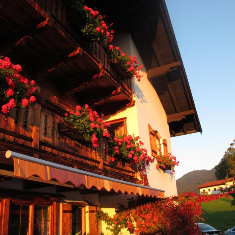 Gästehaus Bergstüberl - Superior Apartment mit 2 Schlafzimmern - 10