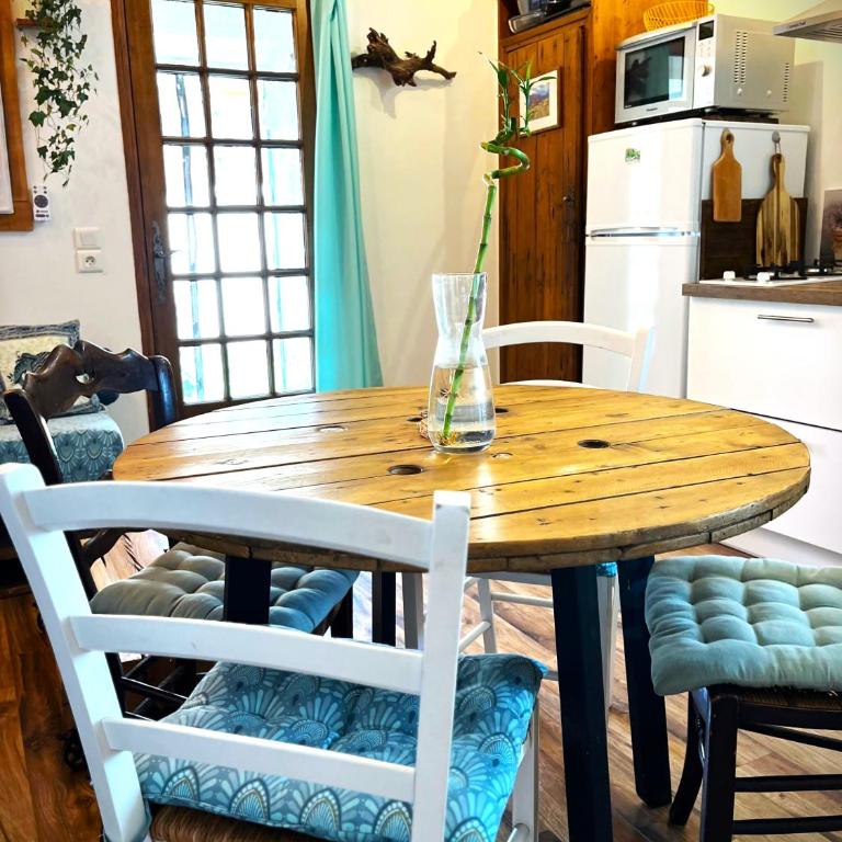 Mini Maison au Calme avec Coin Exterieur - Maison 2 Chambres - 3
