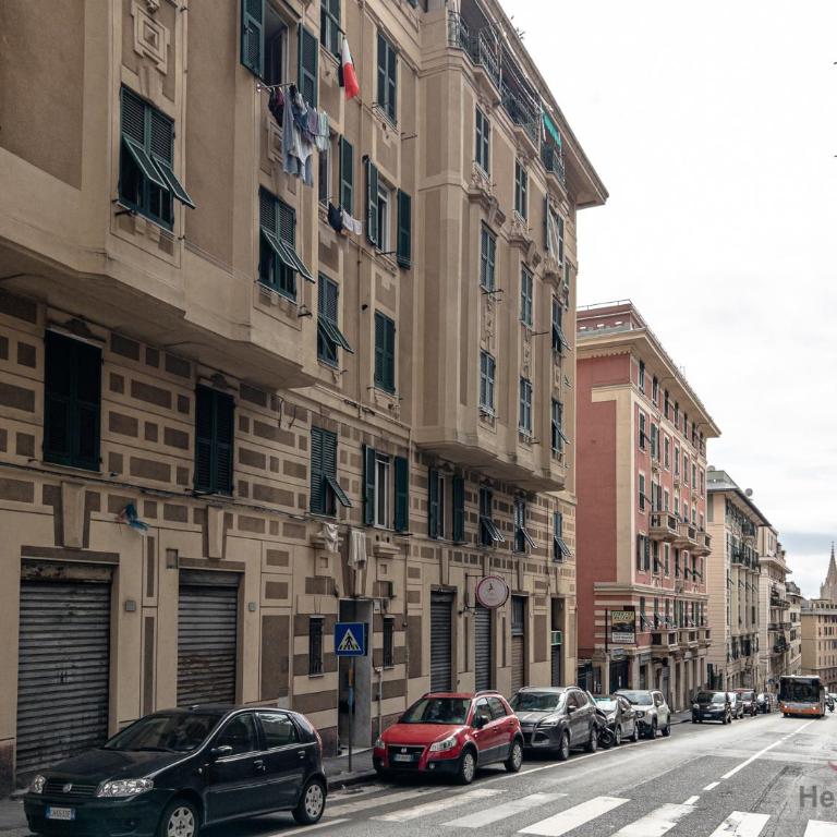 Venice Suite - Cruises 500m - AC - Smart TV - One-Bedroom Apartment - 18