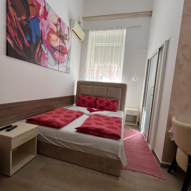 Sobe sa sopstvenim KUPATILOM Private rooms bathroom In CENTER - Double Room - 10