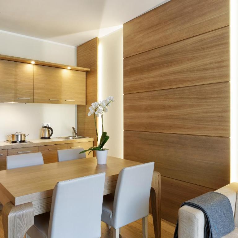 Art & Design Hotel Napura - Junior Suite Deluxe - 4