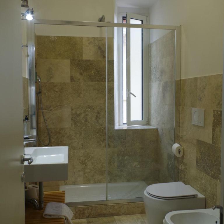 Suite Deal - Camera Quadrupla - 3
