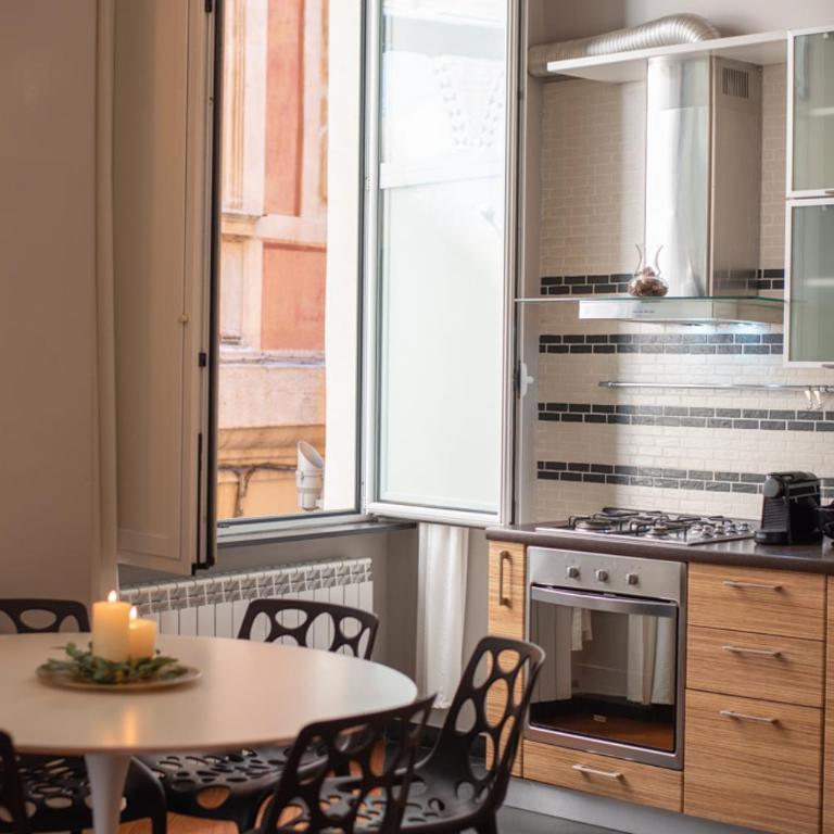 (Aquarium) Elegant Two-Level Apartment with In-Room Tub - Appartamento su 2 Livelli - 23