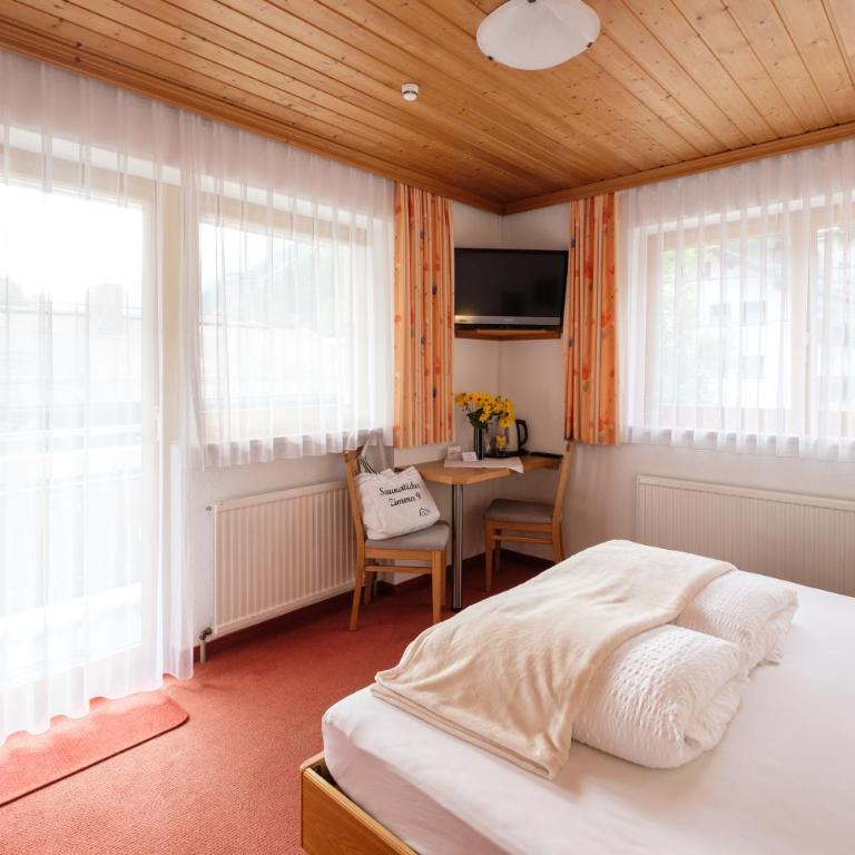 Hotel Garni DIAS - Doppelzimmer - 12