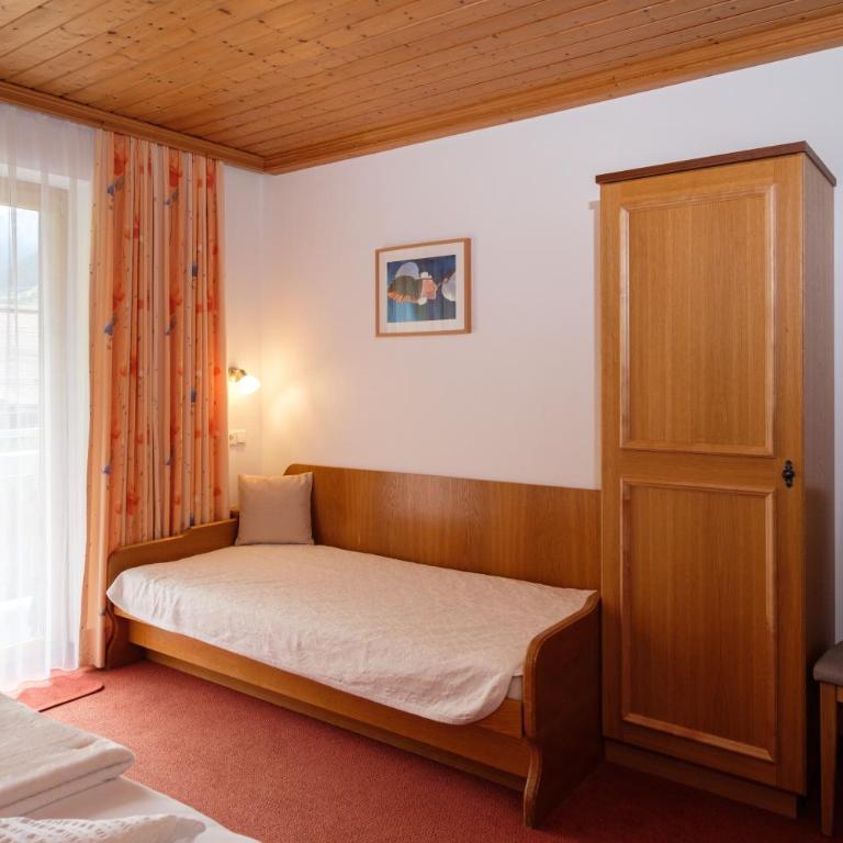 Hotel Garni DIAS - Dreibettzimmer - 5