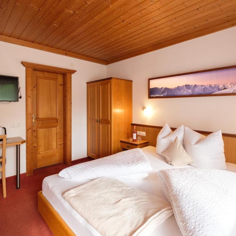 Hotel Garni DIAS - Dreibettzimmer - 6