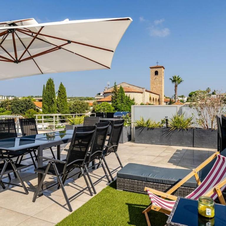 Newly Built Apartment with Pool, Walk to the Beach - Appartement - 42
